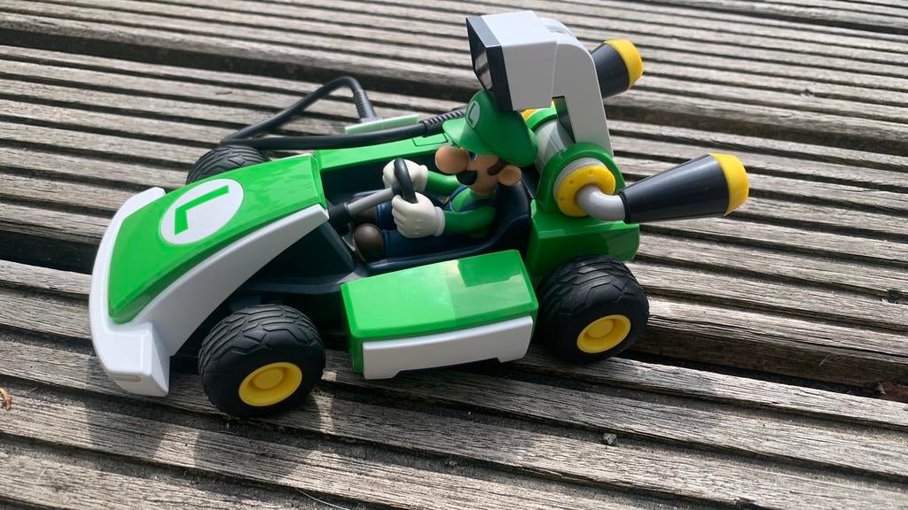 Mario kart luigi nintendo switch, Verzenden, Racen en Vliegen, Zo goed als nieuw, 3 spelers of meer