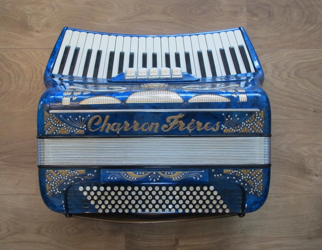 accordeon CHARRON FRERES, Met koffer, Toetsaccordeon, Zo goed als nieuw, 120-bas