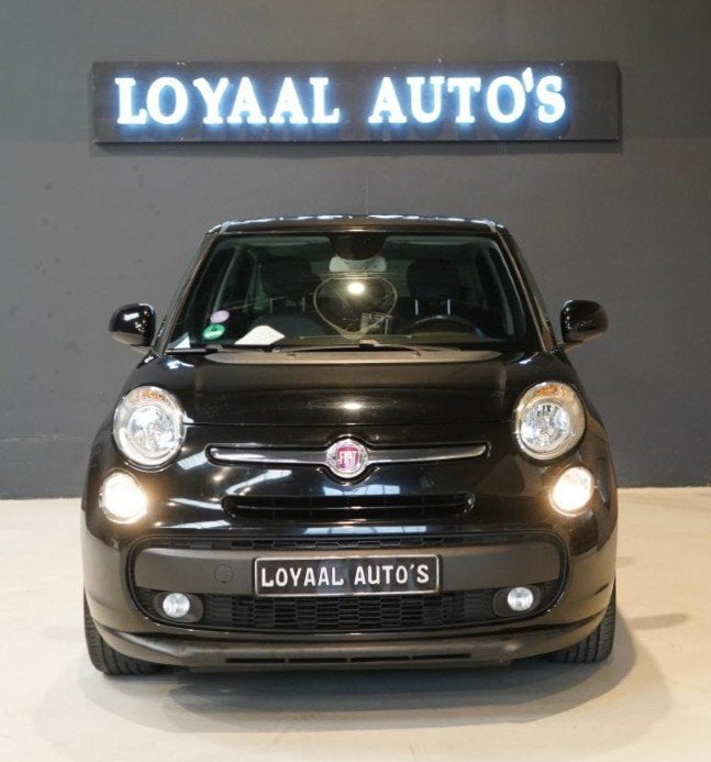 Fiat 500 L Living 0.9 TwinAir Lounge 7p. | ACHTERUITRIJC. |, Stof, Gebruikt, 7 stoelen, Zwart