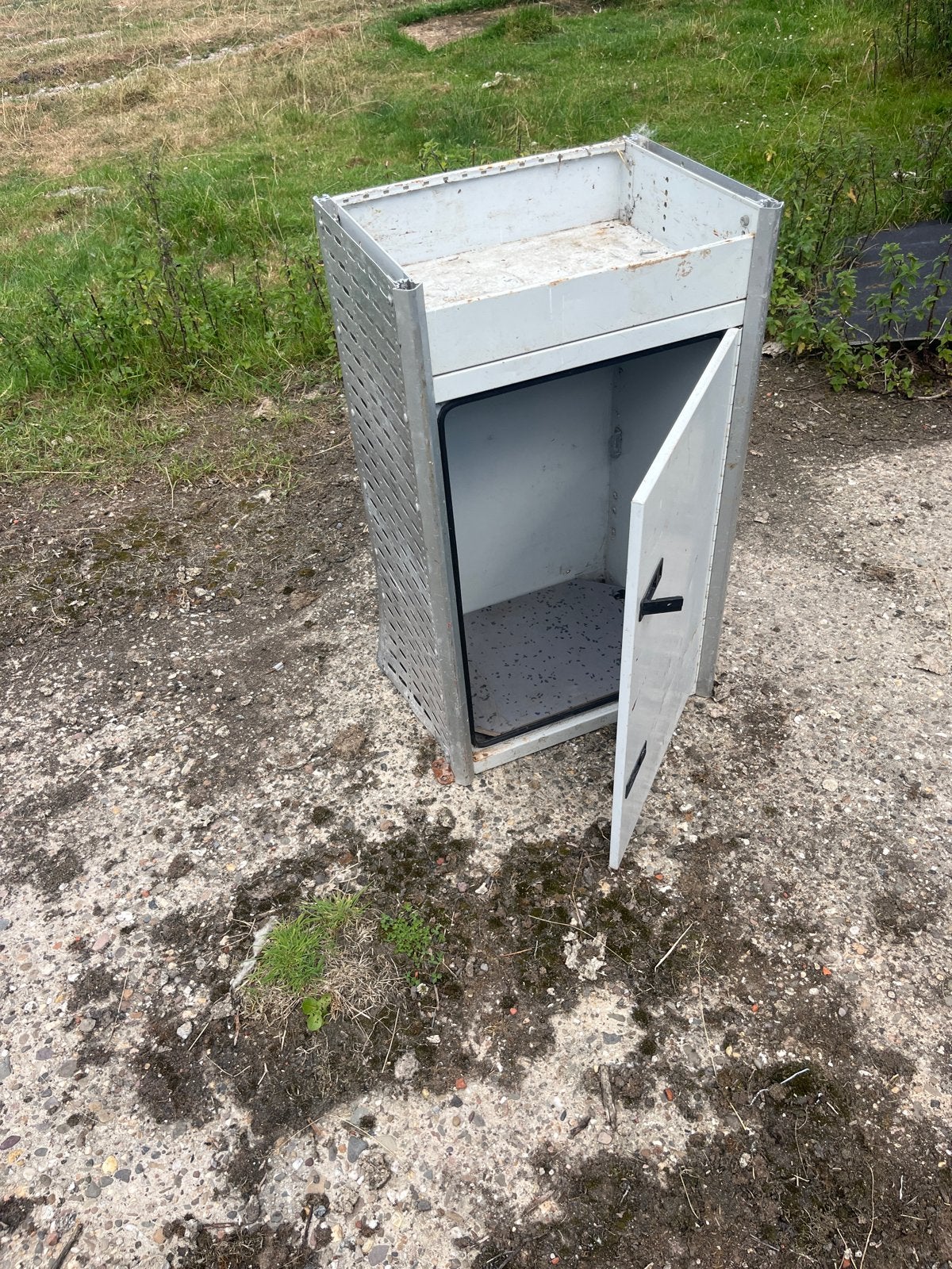 Sortimo kast voor bedrijfswageninrichting, Ophalen, Gebruikt
