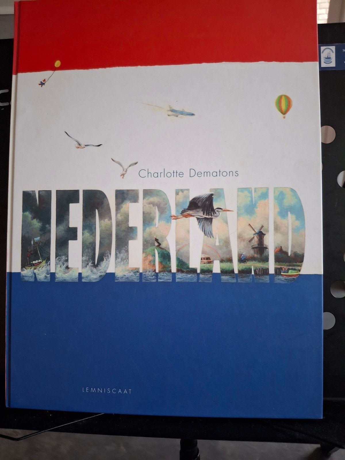 Charlotte Dematons - Nederland, Boeken, Ophalen of Verzenden, Zo goed als nieuw, Charlotte Dematons