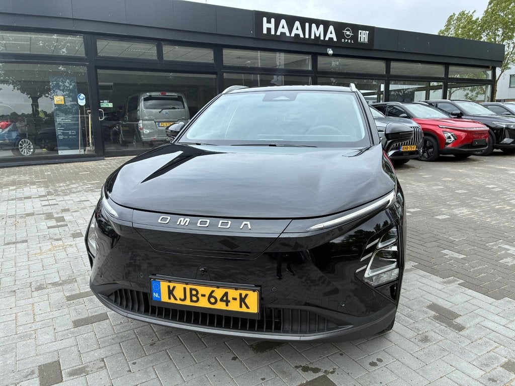 Omoda 5 EV Premium 61 kWh | DEMO | ECC | Schuif/kanteldak |, Auto's, Overige Auto's, Zwart, Origineel Nederlands, 430 km, 61 kWh