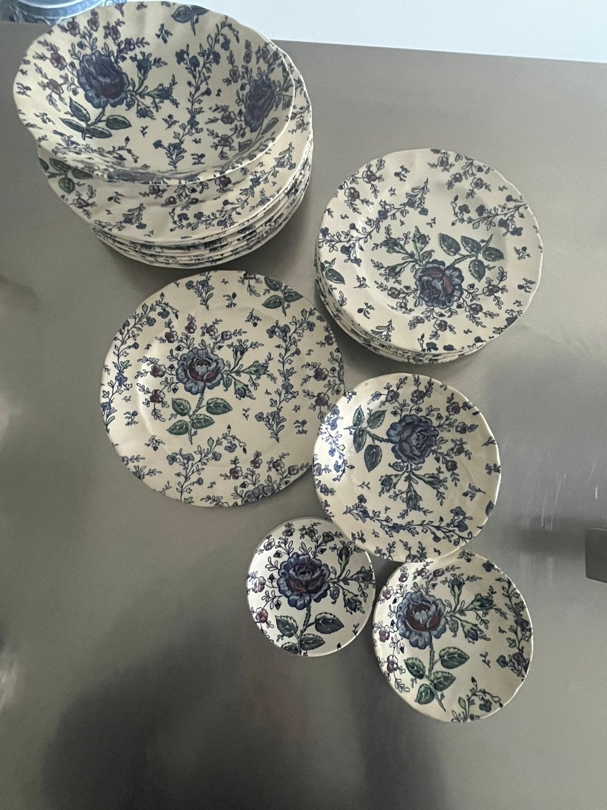 Zeldzaam Johnson Brothers Rose Chintz Blue Servies, Huis en Inrichting, Keuken | Servies, Verzenden, Zo goed als nieuw, Kom(men)