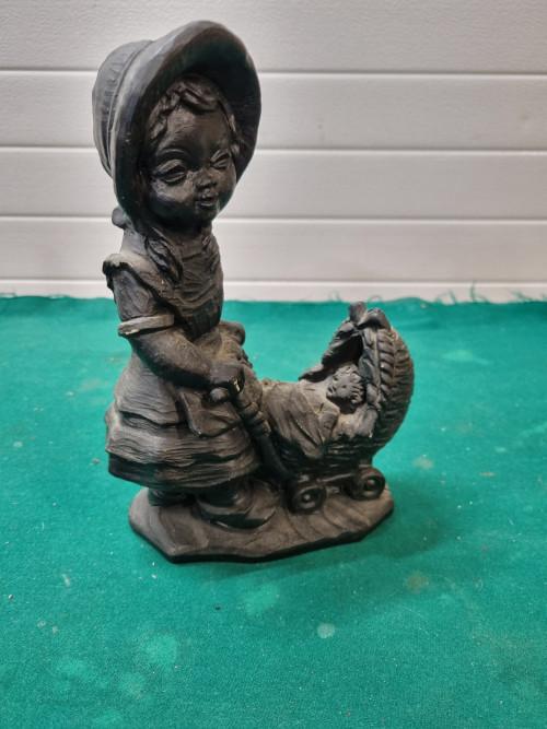beeld vrouw met kinderwagen A.P.  anton perree Venlo, Verzamelen, Beelden en Beeldjes, Ophalen of Verzenden