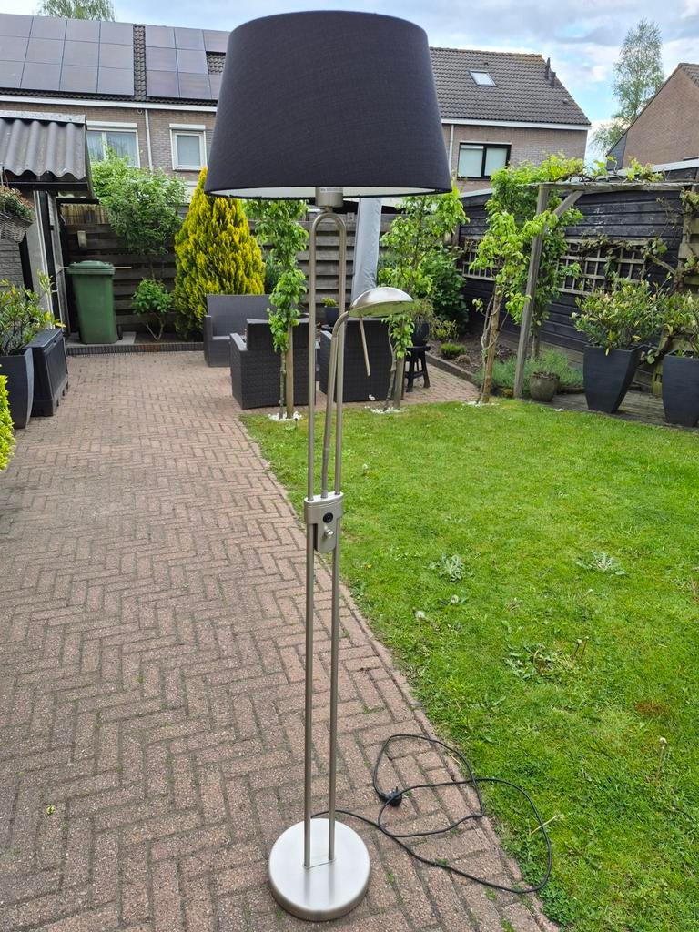 Sta lamp rvs met zwarte kap, Ophalen of Verzenden, Zo goed als nieuw