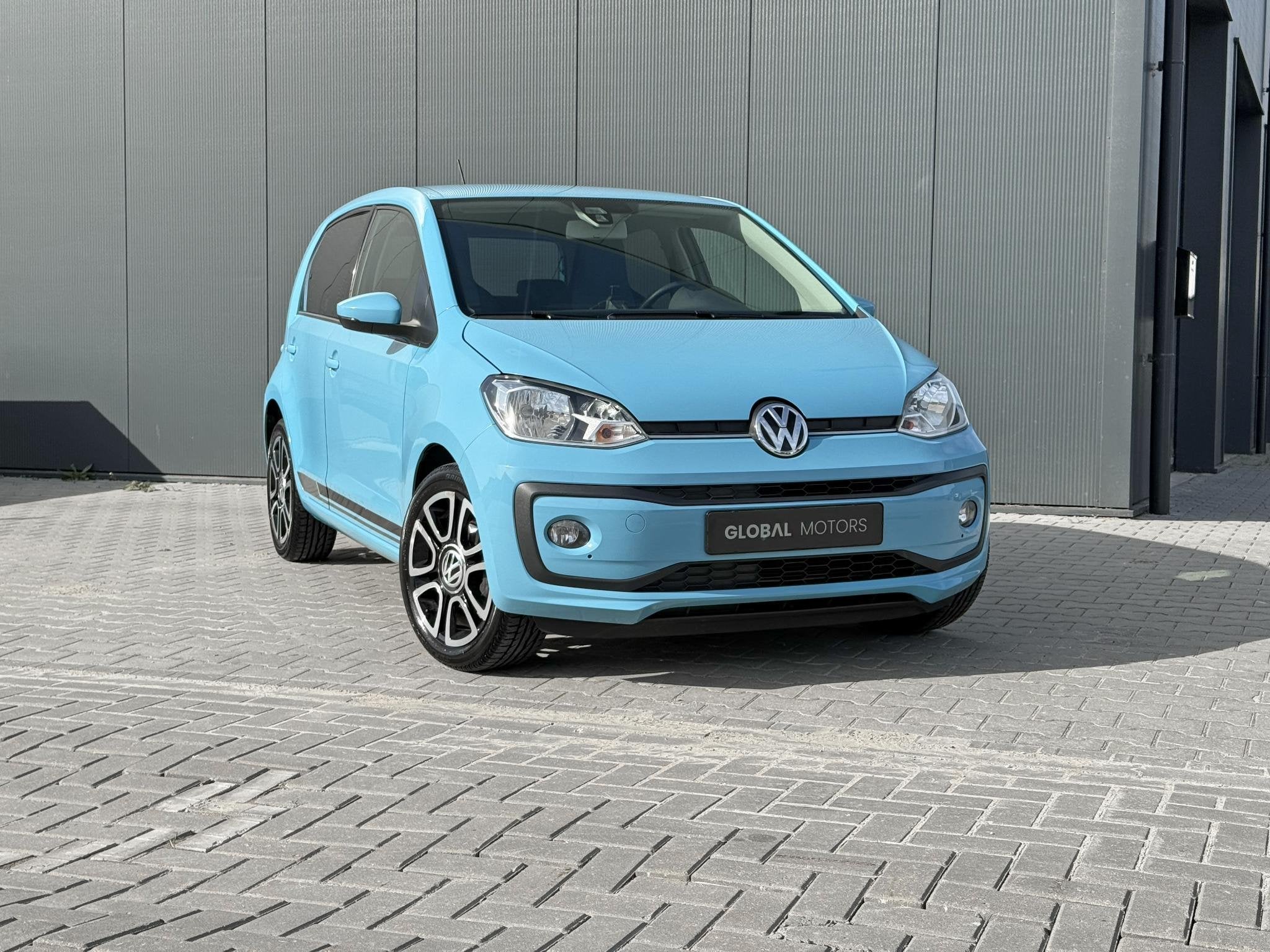 Volkswagen Up! 1.0 BMT High Up! 75PK - AUTOMAAT - 43.000 KM, Auto's, Stof, Gebruikt, 840 kg, Geïmporteerd