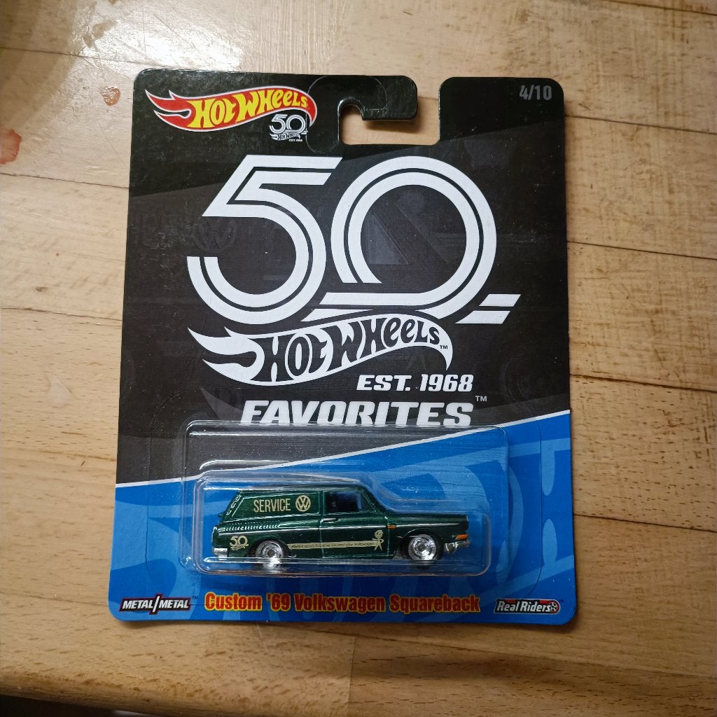 Hot wheels favorites 50th Custom 69 Volkswagen Squareback, Ophalen of Verzenden, Nieuw, Auto