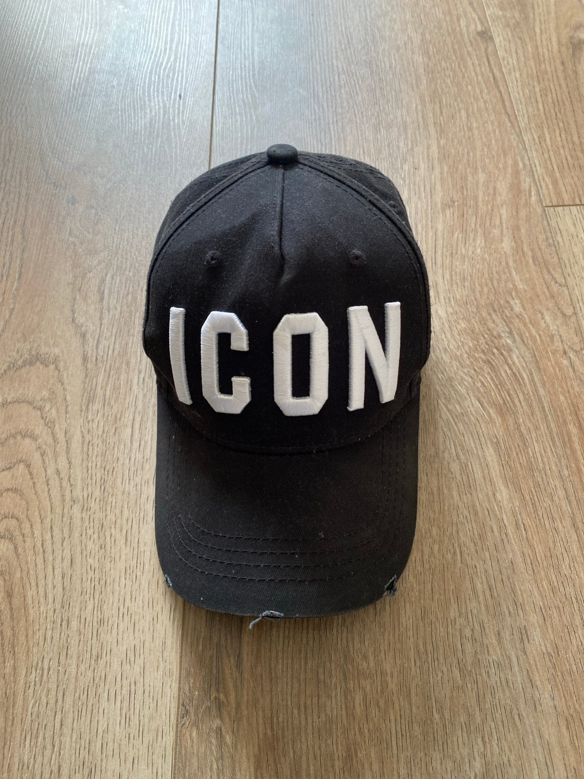 Dsquared2 Icon Cap Zwart - Zo goed als nieuw, Ophalen of Verzenden, Zo goed als nieuw, One size fits all, Pet