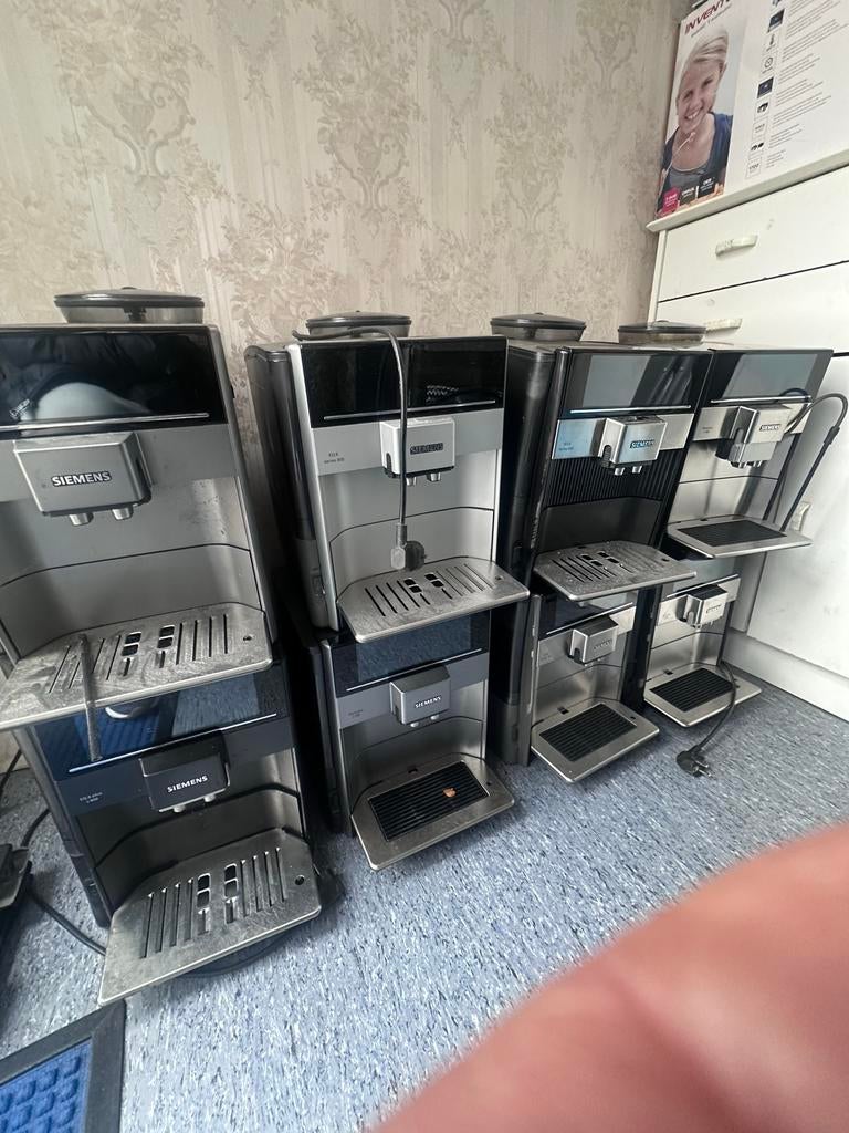 8x Siemens EQ.6 Serie koffiemachines - onderdelen/reparatie, Witgoed en Apparatuur, Koffiezetapparaten, Gebruikt, Koffiemachine
