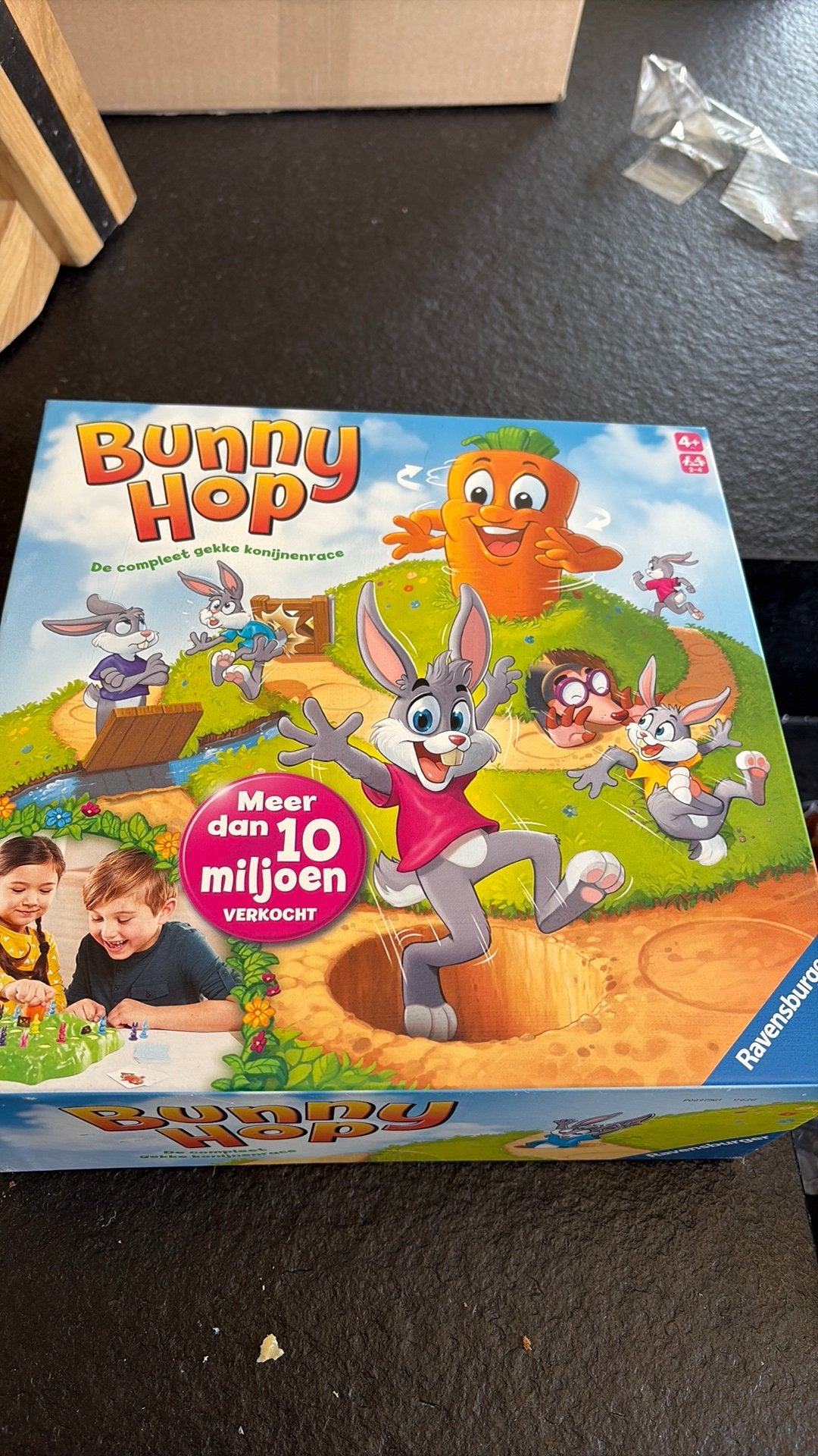 Bunny Hop, Ophalen, Zo goed als nieuw