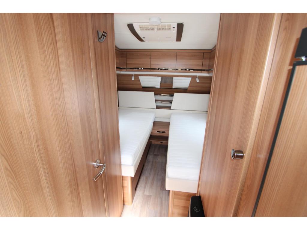 Tabbert Vivaldi 550 E2.3 ThuleLuifel-Airco-Mover, Caravans en Kamperen, Rondzit, Tabbert, Bedrijf, Kachel
