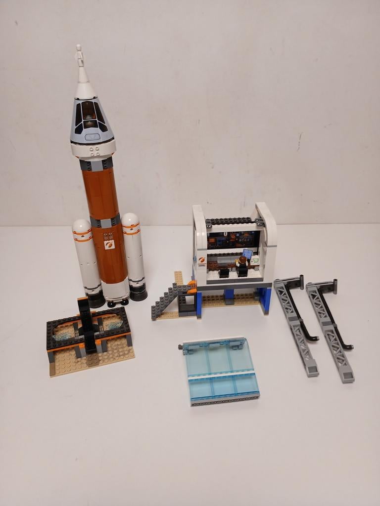 Lego 60228 deep space rocket launcher voor onderdelen, Ophalen of Verzenden