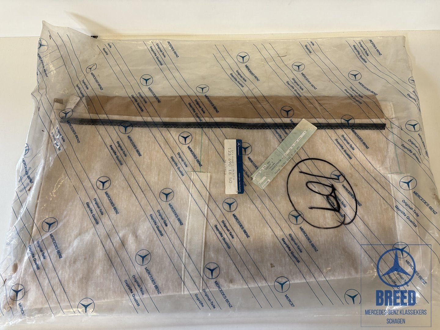 NOS hemelbekleding voor Mercedes-Benz W123 T-Model S123, -, Nieuw, Ophalen of Verzenden, -