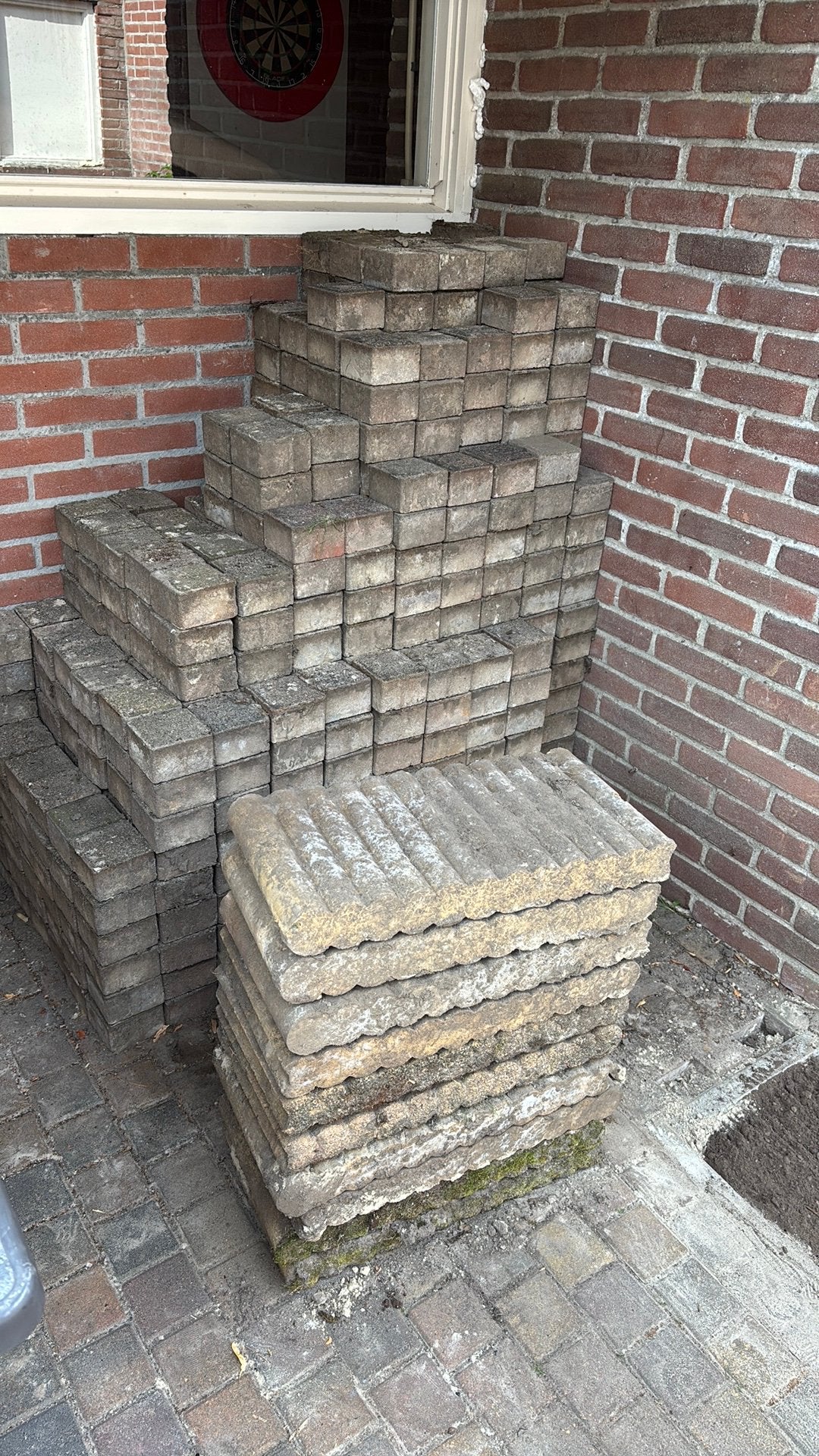 GRATIS +/- 8 m2 straatstenen 10x10cm + 10 bandjes, Ophalen, Gebruikt, Klinkers, 5 tot 10 m²