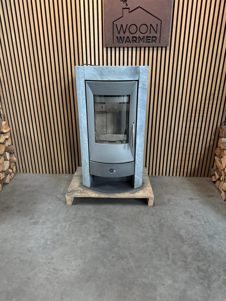 25136 Speksteenkachel Rika 8kw, Ophalen, Info@woonwarmer.nl, Gebruikt, Houtkachel