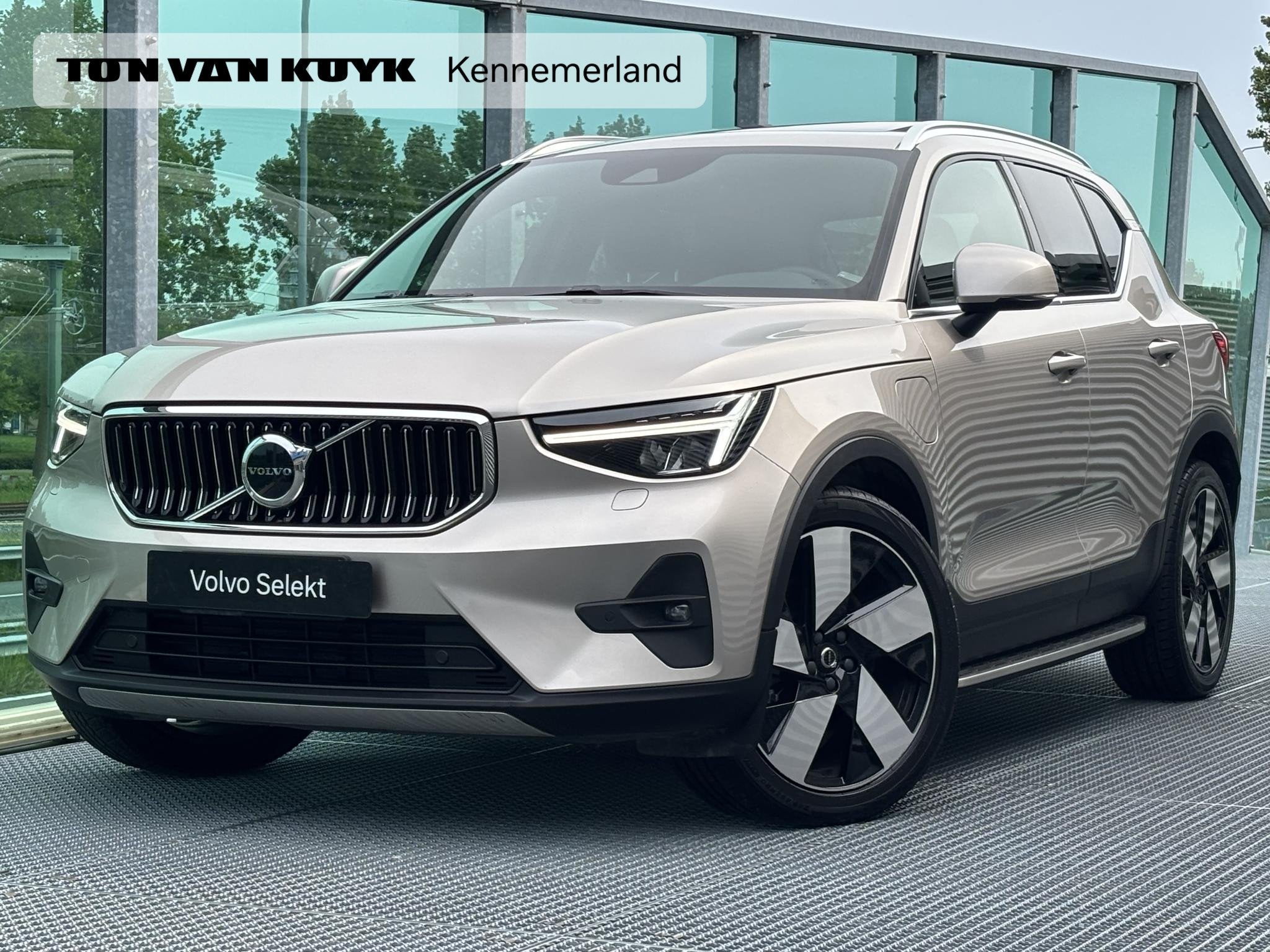 Volvo XC40 1.5 T4 Plug-in hybrid Ultimate Bright / Pano. dak