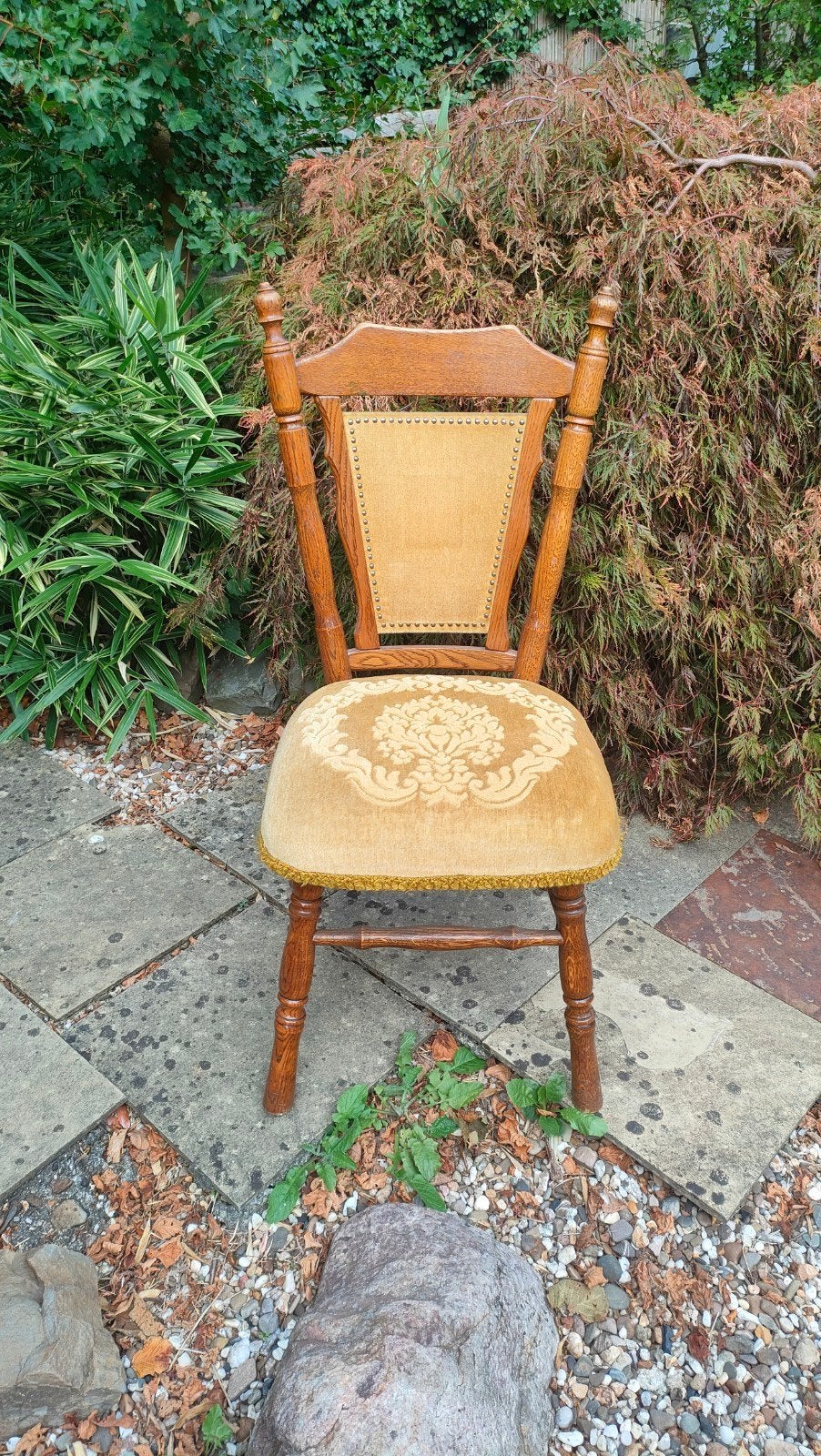 Antieke houten keukenstoel, Ophalen
