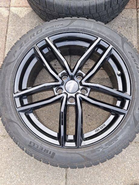 Voor VW: Complete Winterbanden + Lichtmetalenvelgen (2023), Auto-onderdelen, Ophalen, 18 inch, Banden en Velgen, Winterbanden