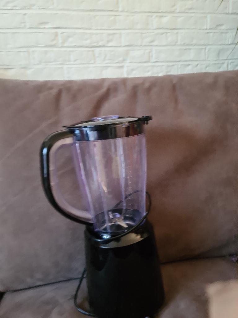 blender in goede staat zwart Home Essential 20 euro, Ophalen, Overige typen, Zo goed als nieuw, Zwart