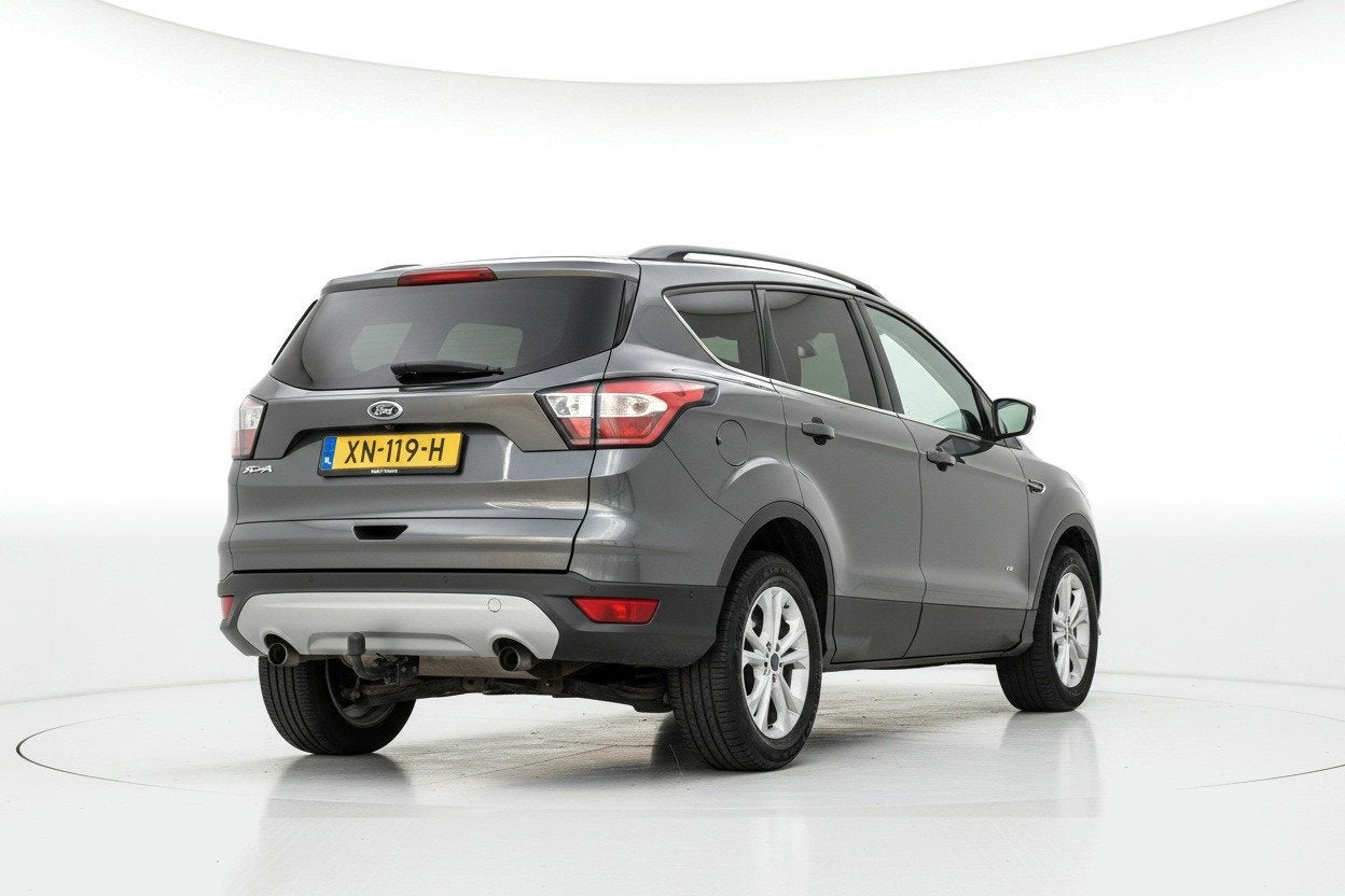 Ford Kuga 1.5 EcoBoost ST Line AWD/Camera/Trekhaak, Auto's, Euro 6, 4 cilinders, 1850 kg, Parkeerassistent