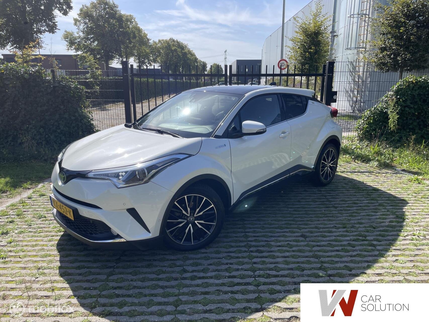 Toyota C-HR 1.8 Hybrid Dynamic NAP FIRST EDITION 175/400, Euro 6, 4 cilinders, Origineel Nederlands, 26 km/l