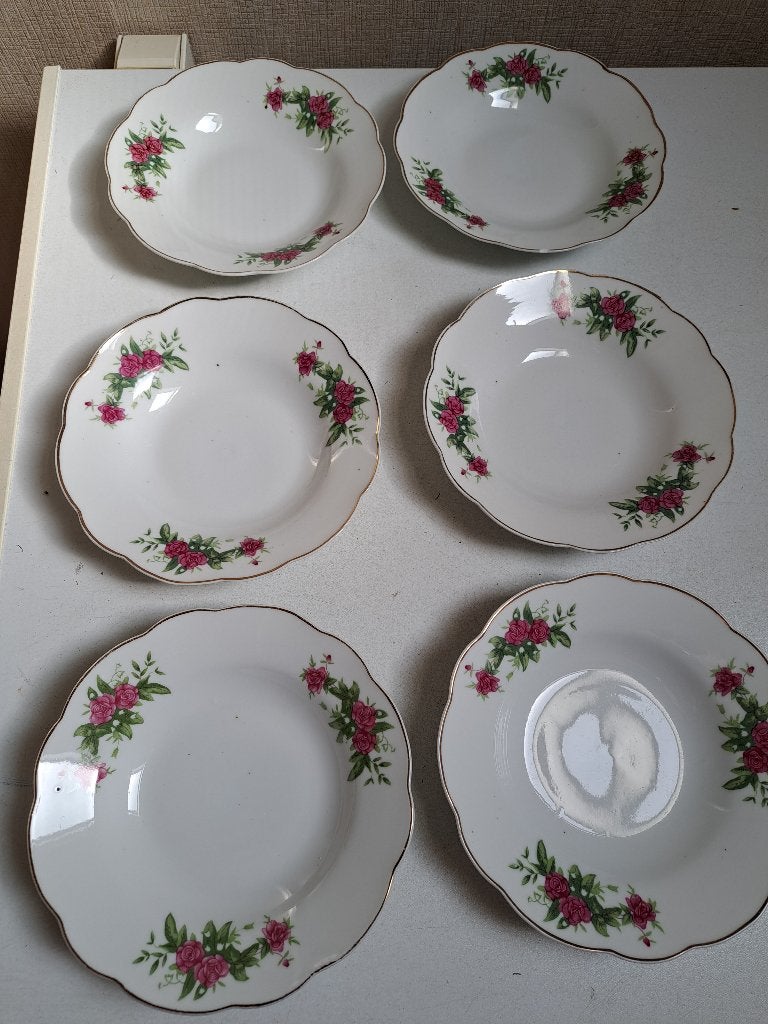 leuke oude schaaltjes/bordjes, Gebruikt, Ophalen of Verzenden, Bord(en), Overige stijlen