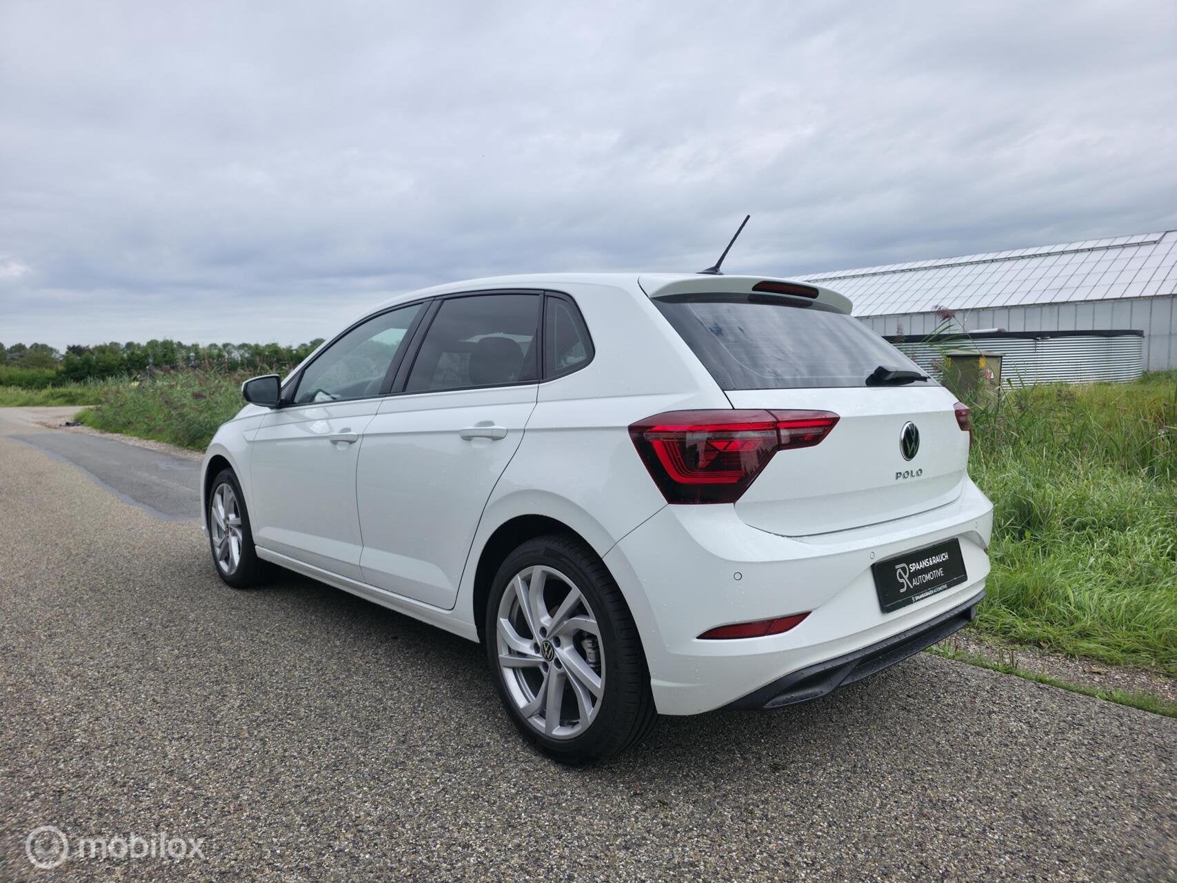 Volkswagen Polo 1.0 TSI / Alcantara / Stoelv / Navi / Carpl., Auto's, Gebruikt, Zwart, 95 pk, Wit