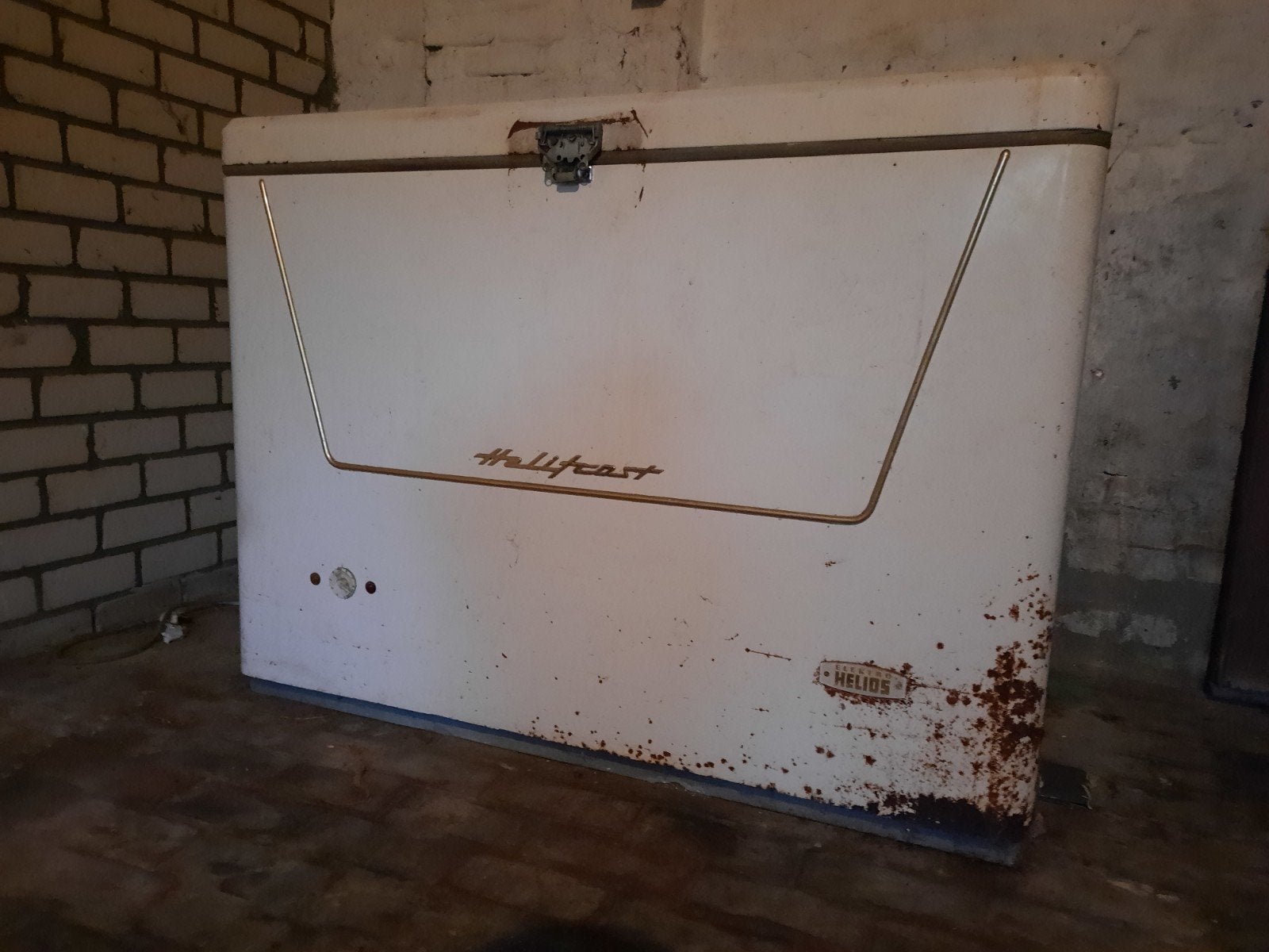 Vintage Helios Halfkast vrieskist - Opknapper, Vrieskist, Niet werkend, Vrijstaand, 90 cm of meer