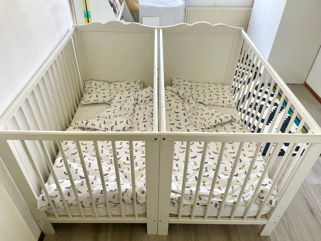 Gratis af te halen, 2x kinderledikantje, Ophalen, Gebruikt, Minder dan 140 cm, Minder dan 70 cm