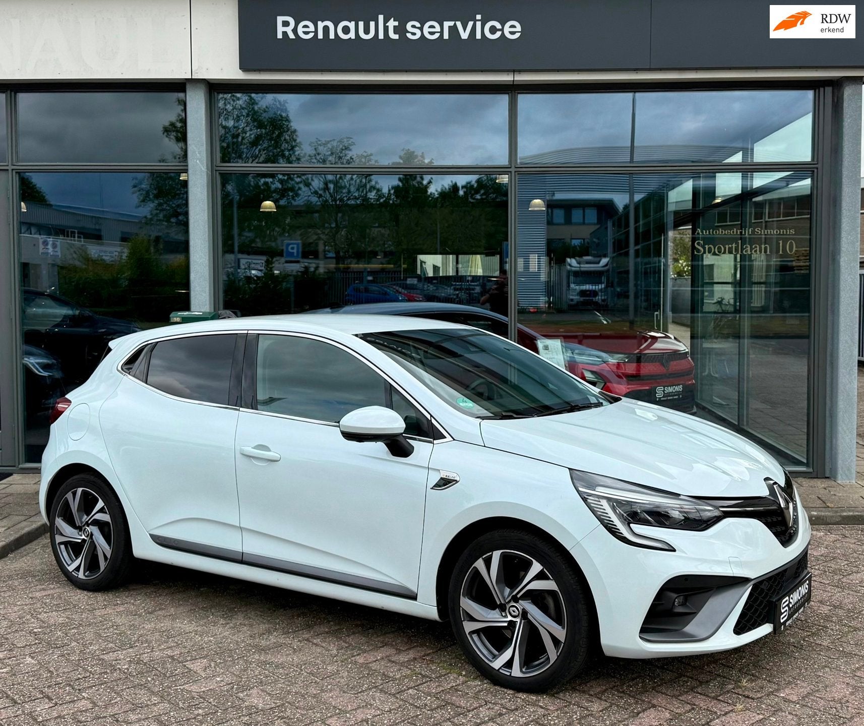 Renault Clio 1.3 TCe R.S. Line 140pk! Uniek | Stoelverwarmin, Voorwielaandrijving, Gebruikt, Zwart, 4 cilinders