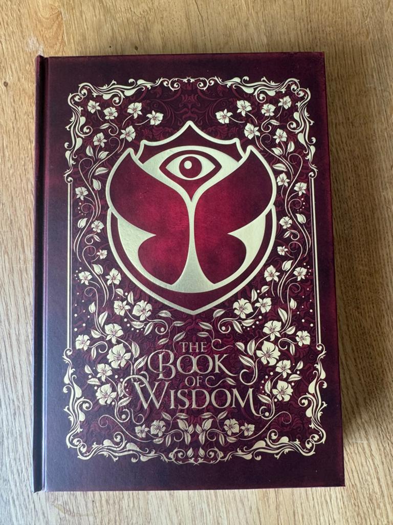 Tomorrowland - The book of wisdom, Boeken, Ophalen, Zo goed als nieuw