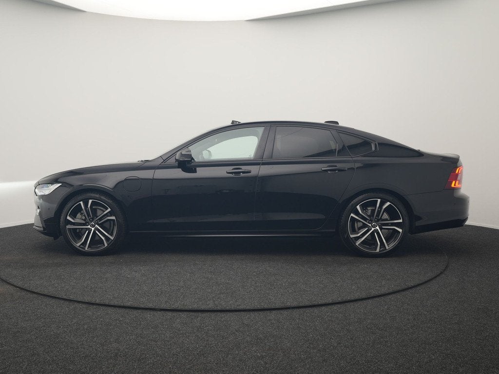 Volvo S90 T8 AWD Ultimate Dark 456pk PHEV Dealer O.H | Four, Gebruikt, Zwart, 4 cilinders, 1969 cc