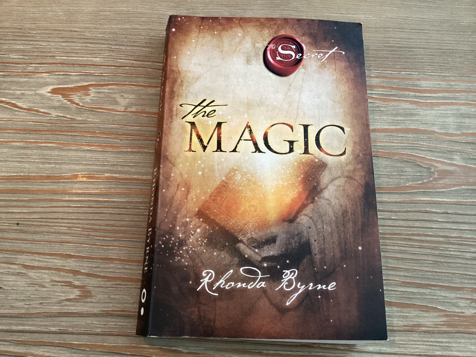 Rhonda Byrne - The Magic, Boeken, Achtergrond en Informatie, Verzenden, Zo goed als nieuw, Overige onderwerpen
