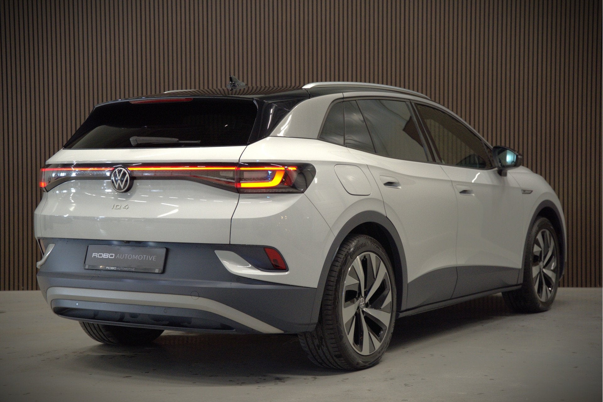 Volkswagen ID.4 First 77 kWh | Stoelverwarming | Stuurverwar, Auto's, Automaat, Dealer onderhouden, Achterwielaandrijving, Gebruikt