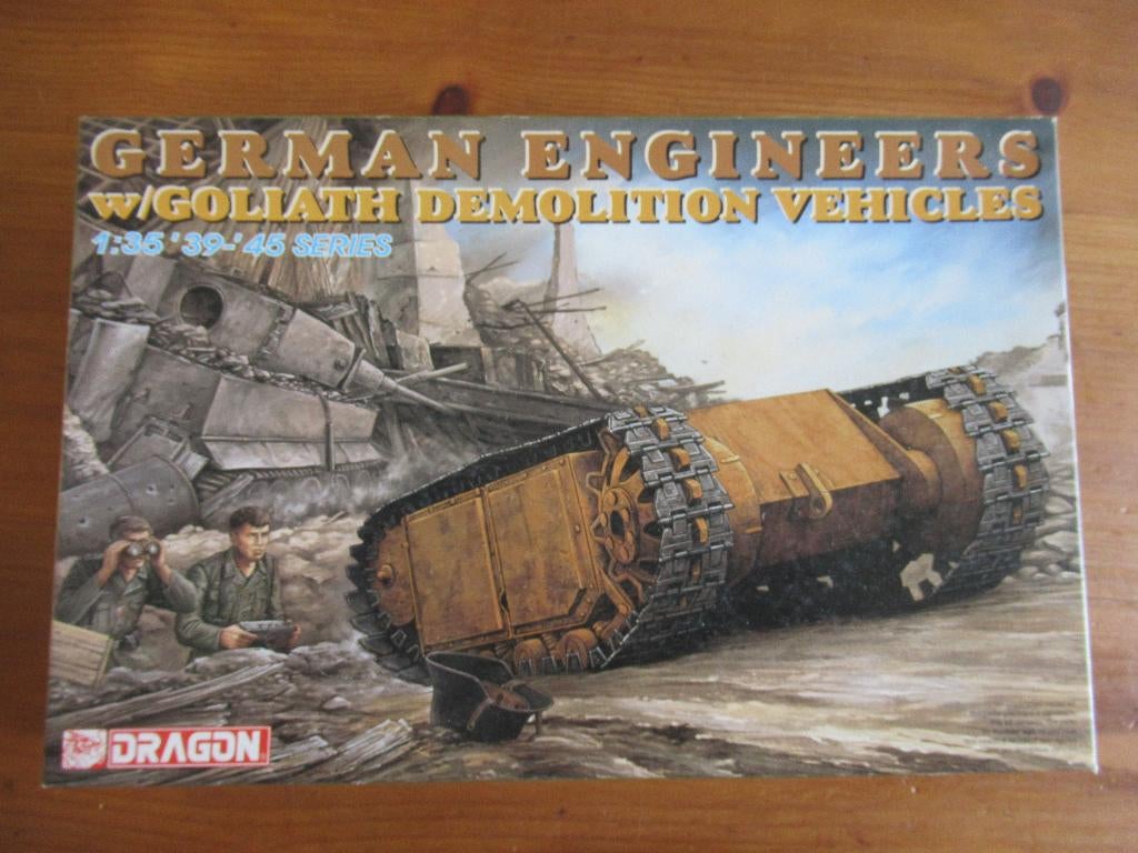 German Engineers w/Goliath Demolition Vehicles (Dragon 1/35), Ophalen of Verzenden, Zo goed als nieuw, 1:35 tot 1:50, Diorama
