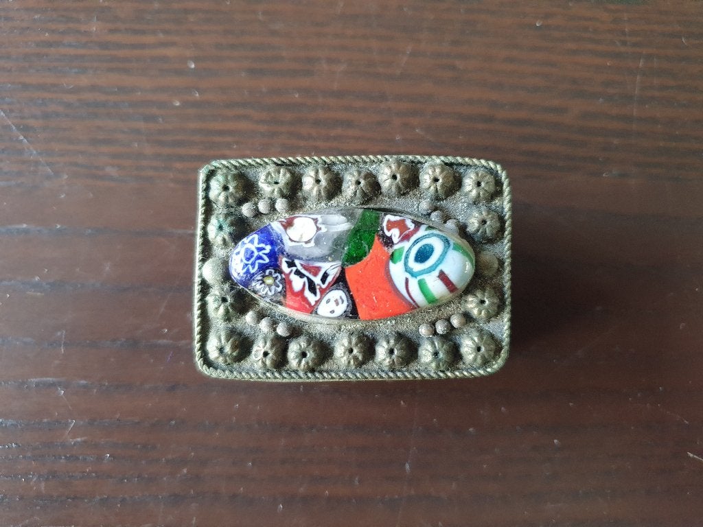 Metalen doosje, Ophalen, Zo goed als nieuw
