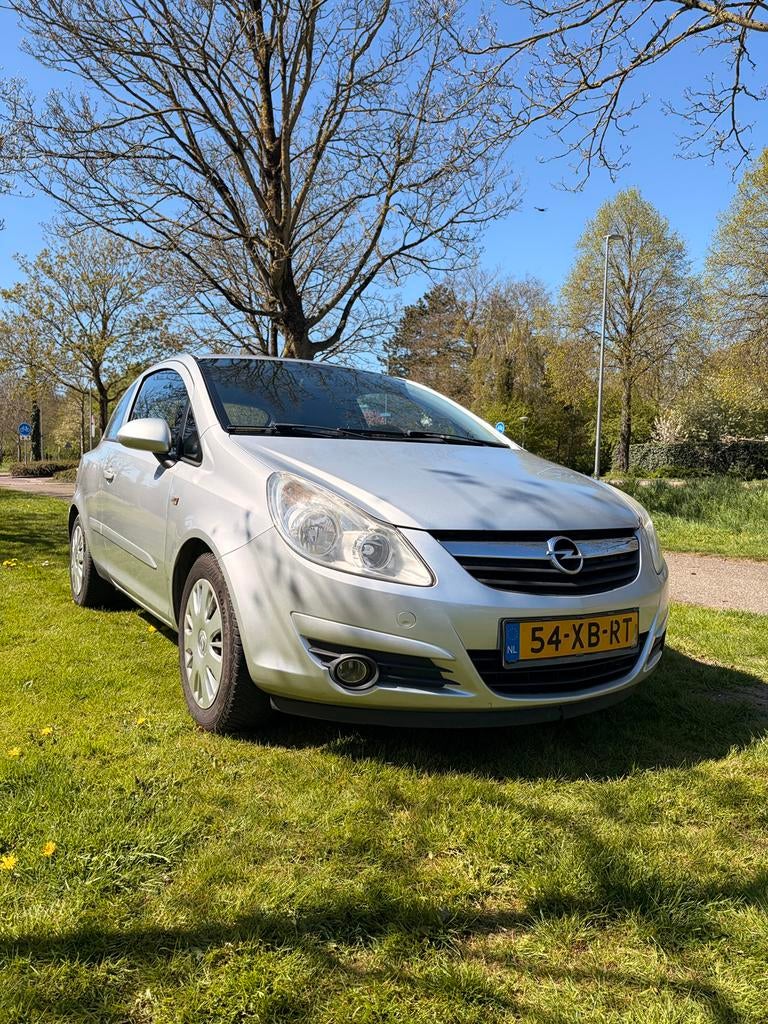 Opel Corsa 1.2 16V 3D WR 2007 Grijs, Auto's, Opel, Corsa, Airconditioning, Cruise Control, Benzine, B, Hatchback, Handgeschakeld