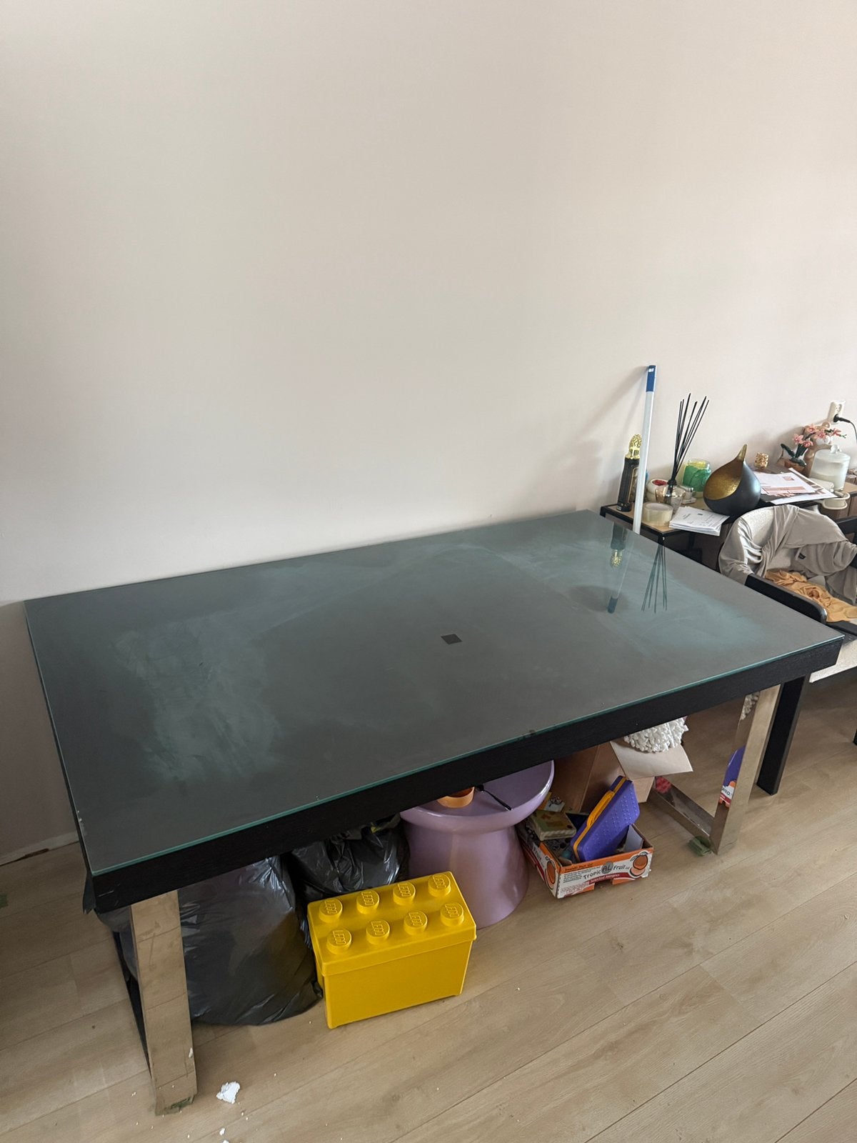 Zwarte houten eettafel, Ophalen, Nieuw, 50 tot 100 cm, 150 tot 200 cm