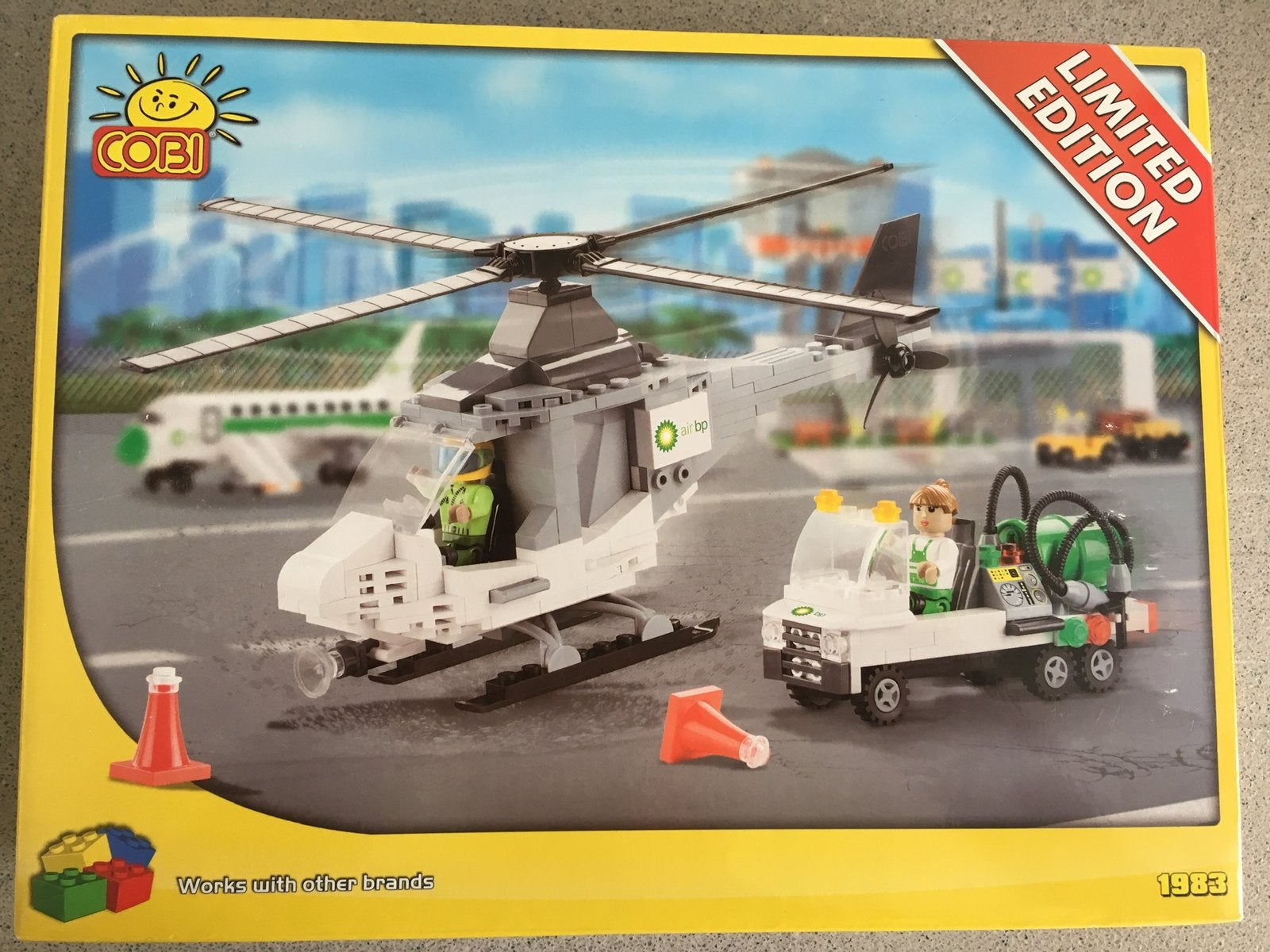 Superleuke helikopter tankwagen bouwblokjes (nieuw!) COBI, Ophalen of Verzenden, Zo goed als nieuw