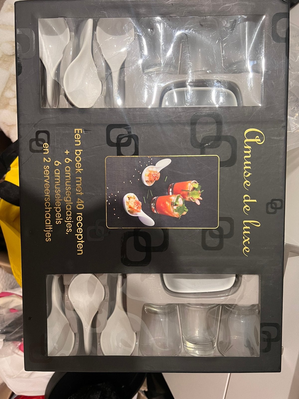 Servies set, Huis en Inrichting, Keuken | Servies, Ophalen of Verzenden, Nieuw, Overige stijlen, Overige typen