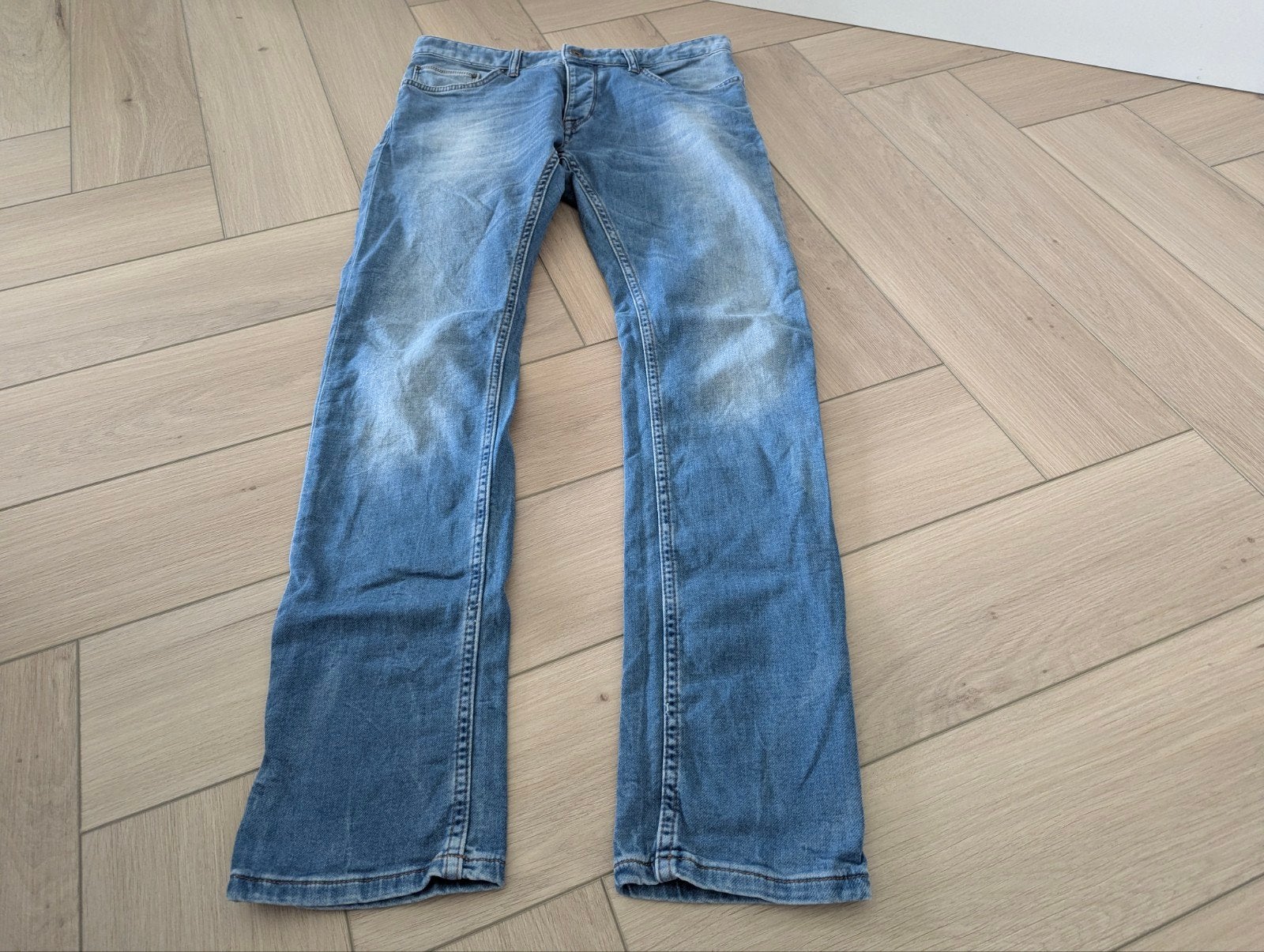 Jeans Revelation maat 31, Ophalen of Verzenden, Zo goed als nieuw, Blauw, W30 - W32 (confectie 38/40)