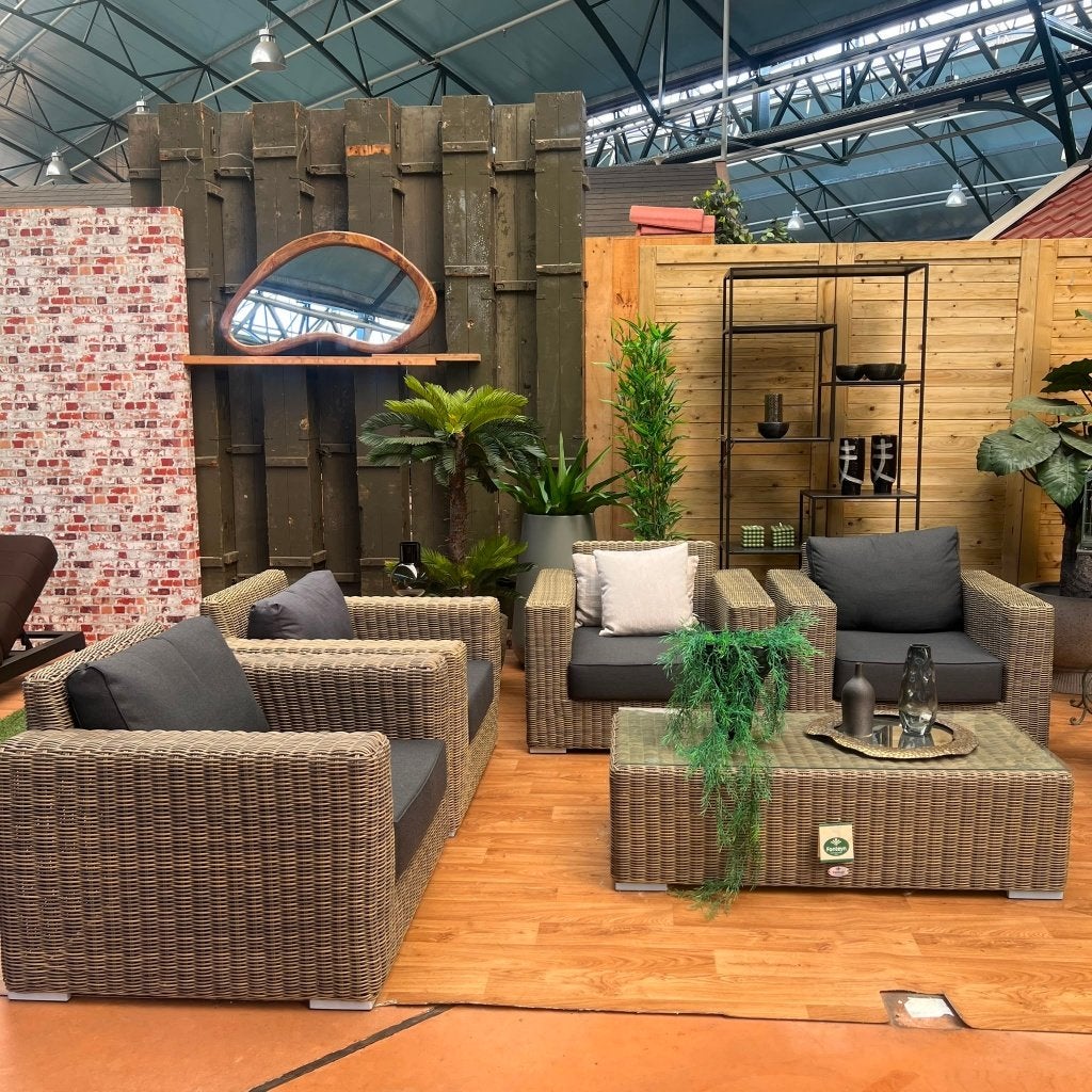 Queen Loungeset | Showroommodel, Ophalen, 4 zitplaatsen, Gebruikt, Bijzettafel