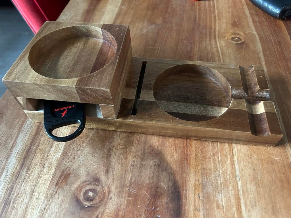 Houten Sigaren Asbak met Drankhouder en knipper, Ophalen of Verzenden, Nieuw, Asbak