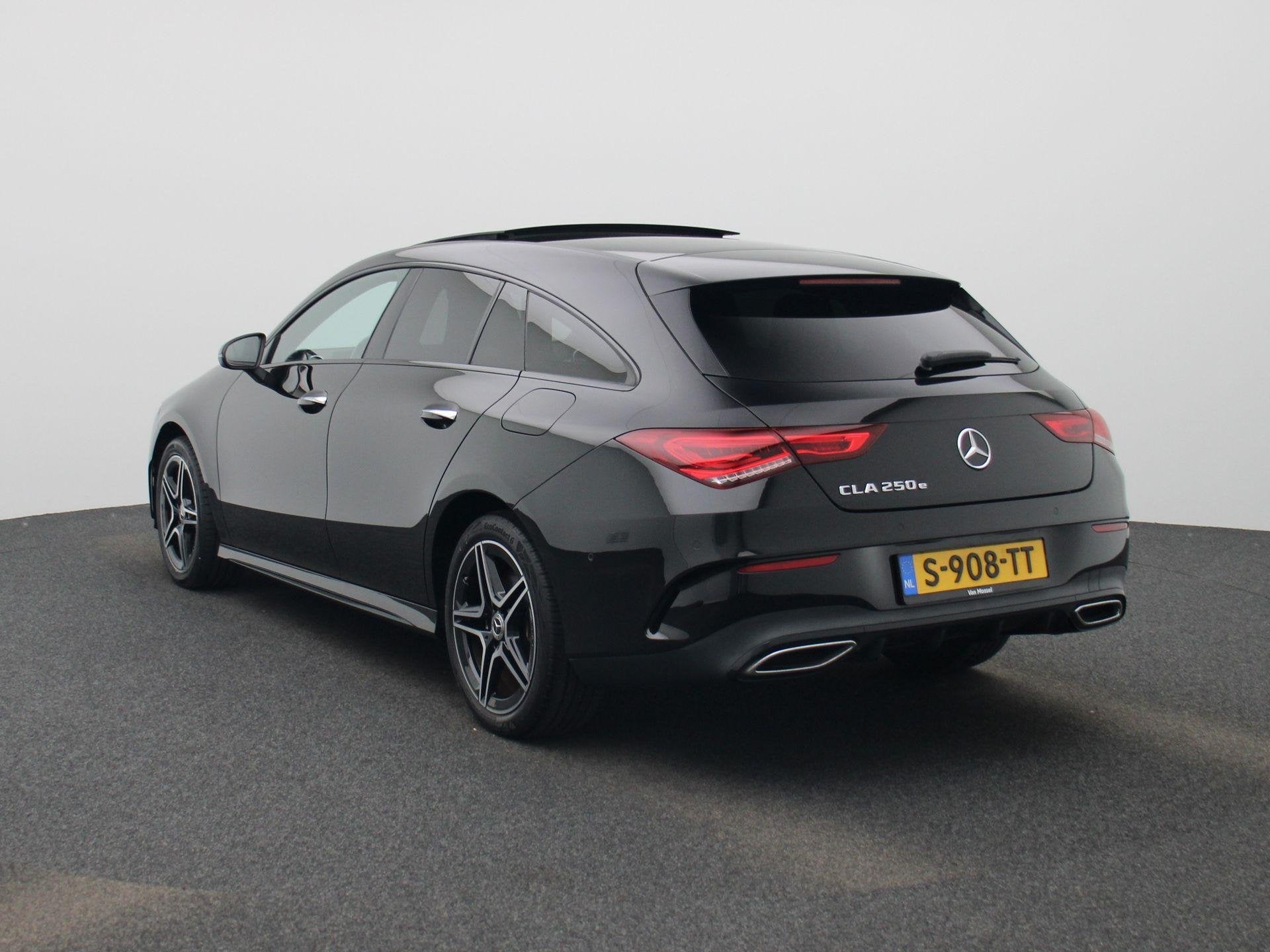 Mercedes-Benz CLA-klasse Shooting Brake 250 e AMG Line | PAN, Gebruikt, 4 cilinders, Zwart, Hybride Elektrisch/Benzine