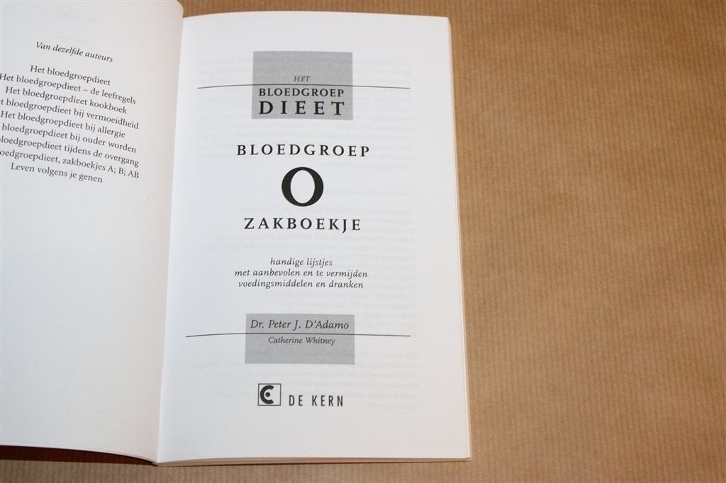 Bloedgroep O Zakboekje — Voeding & Lijsten — D’Adamo 2009, Boeken, Verzenden, Zo goed als nieuw