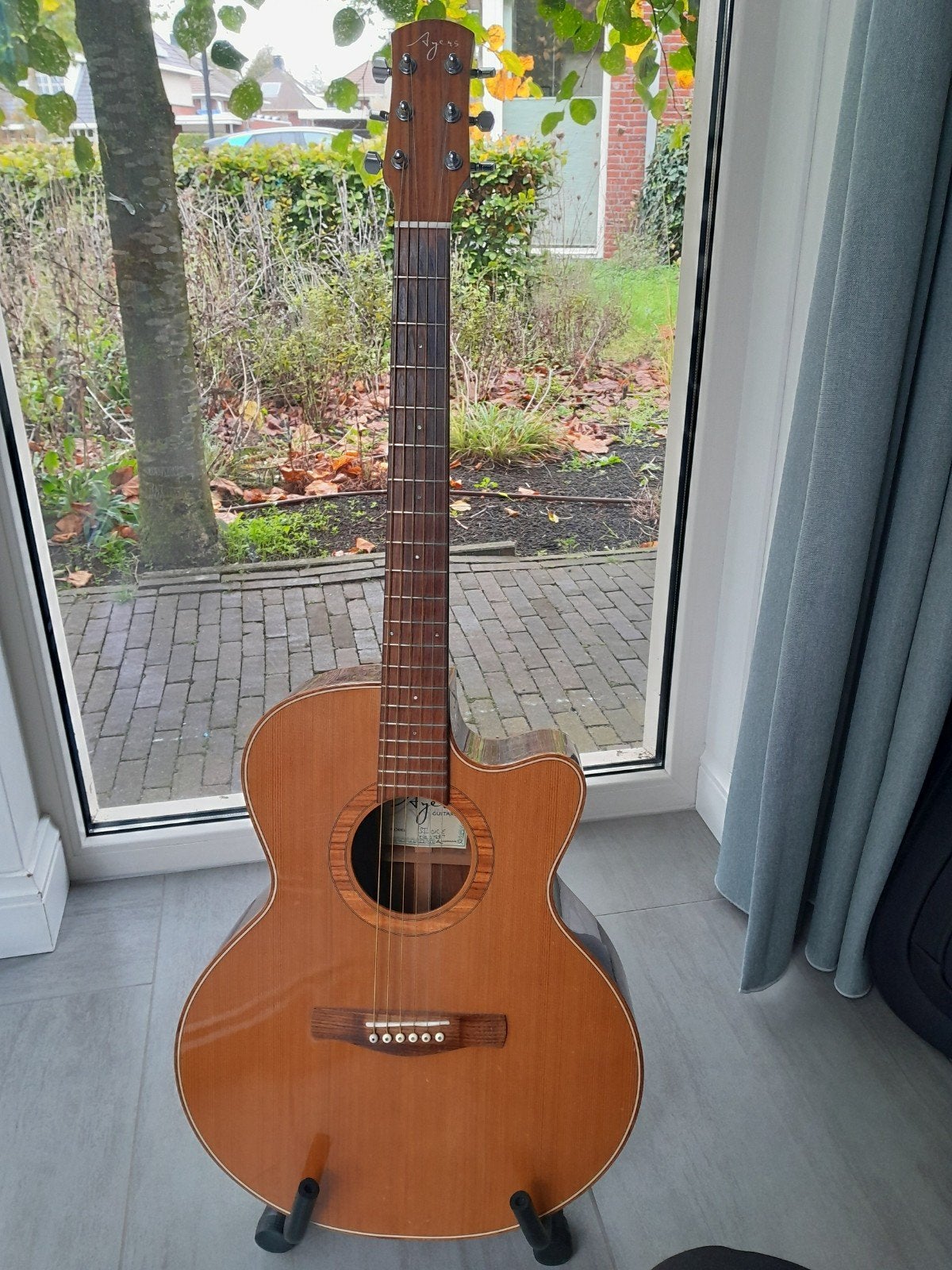 Ayers SJ-01C.E - Handgebouwde semi-akoestische gitaar., Ophalen, Gebruikt, Western- of Steelstringgitaar
