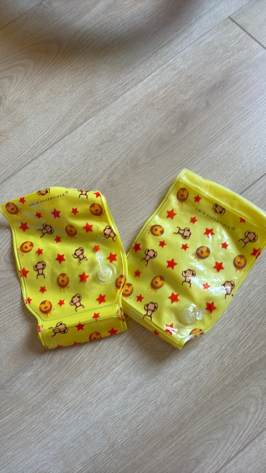 Zwembandjes van swim essentials, Ophalen, Jongetje of Meisje, One size, Zo goed als nieuw