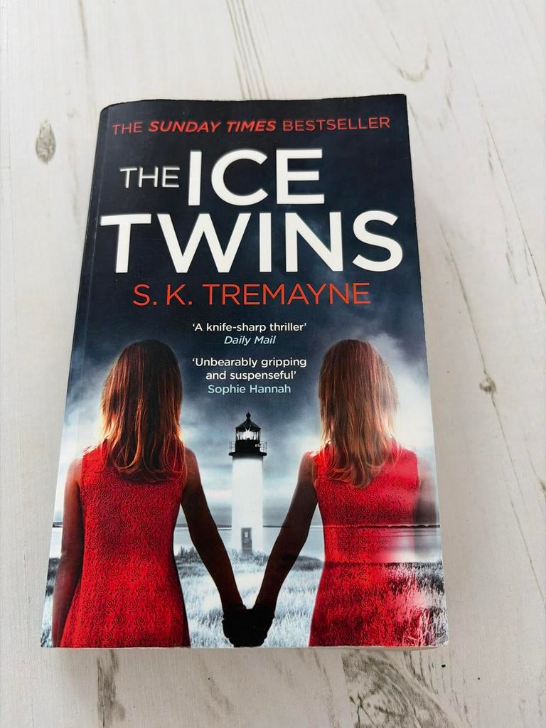 The Ice Twins - S.K. Tremayne (Engels), Boeken, Thrillers, Gelezen, Europa overig, Ophalen of Verzenden