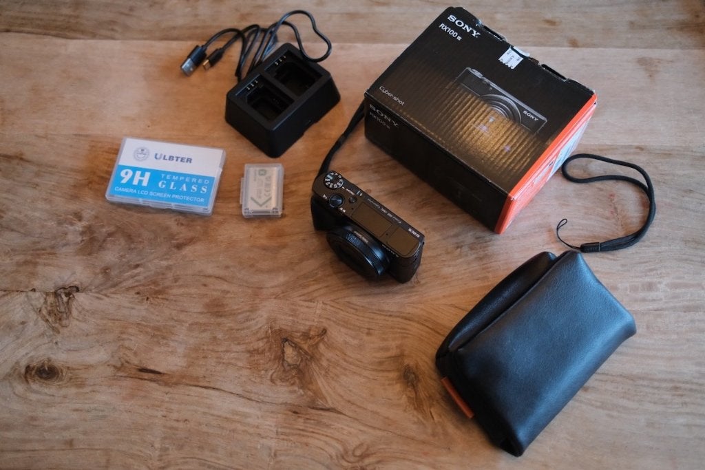 Sony RX100 VII + accu's / accessoires – perfecte staat, Ophalen, Gebruikt, Bluetooth, Oplader