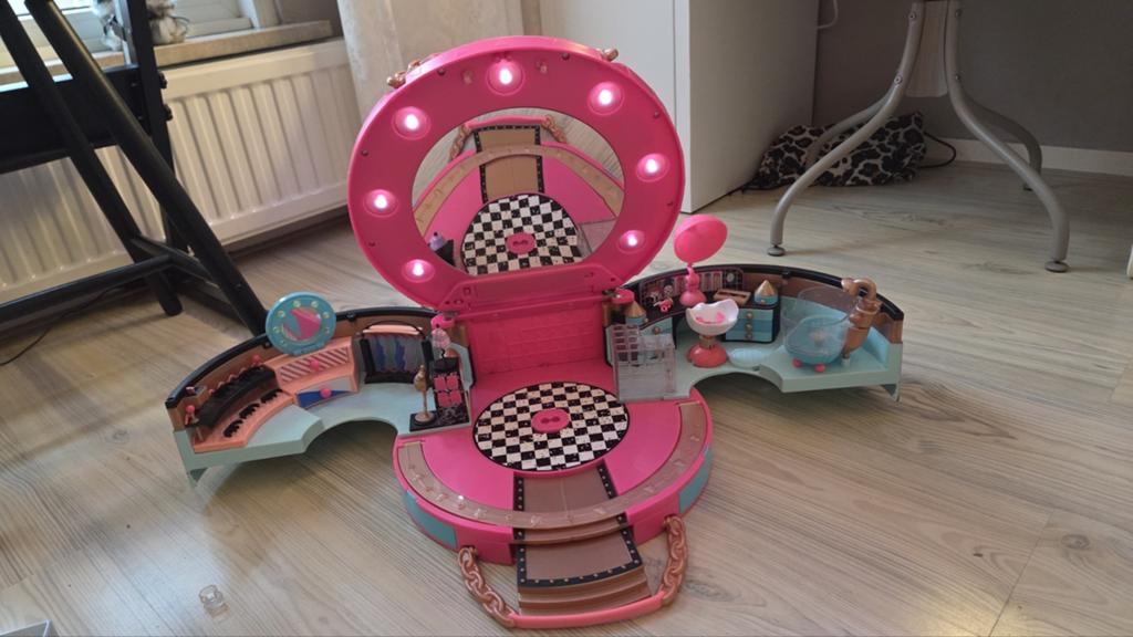 LOL Beautysalon, Ophalen of Verzenden, Zo goed als nieuw